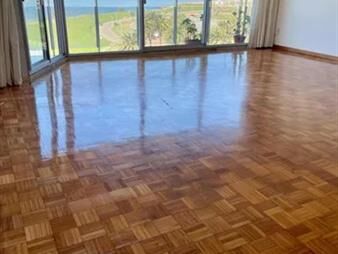 https://www.gallito.com.uy/apartamento-en-venta-4-dormitorios-3-baños-inmuebles-27754019