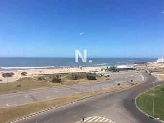 https://web5.gallito.com.uy/apartamento-en-brava-punta-del-este-inmuebles-25034010