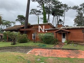 https://web5.gallito.com.uy/casa-en-mansa-en-venta-inmuebles-25034603