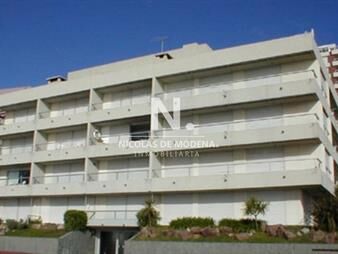 https://web5.gallito.com.uy/venta-de-hermoso-departamento-2-dormitorios-inmuebles-25033573