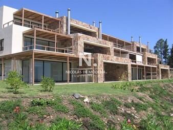 https://www.gallito.com.uy/venta-de-apartamento-2-dormitorios-en-lomo-de-la-inmuebles-25033538