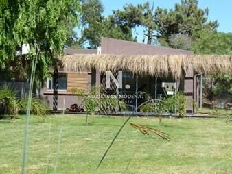 https://www.gallito.com.uy/casa-en-manantiales-3-dormitorios-venta-y-inmuebles-25033404