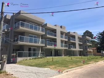 https://web5.gallito.com.uy/venta-de-apartamento-de-2-dormitorios-en-mansa-inmuebles-27050511