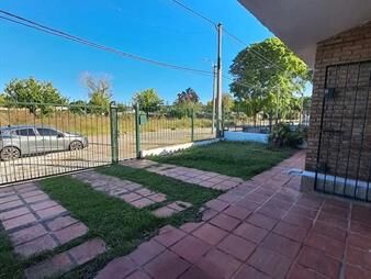 https://web5.gallito.com.uy/casa-en-venta-en-ituzaingo-a-15min-de-tres-cruces-inmuebles-27764551