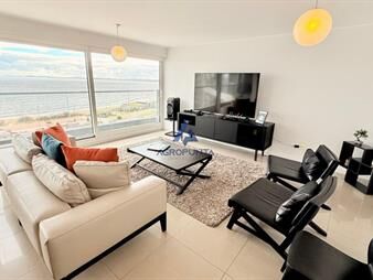 https://web5.gallito.com.uy/apartamento-en-venta-y-alquiler-temporal-en-mansa-inmuebles-27764806