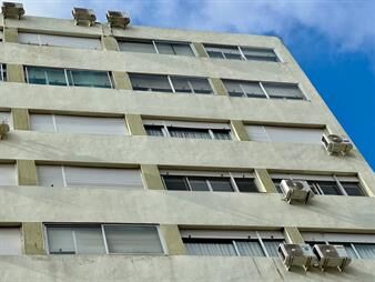 https://www.gallito.com.uy/venta-de-apartamento-de-2-dormitorios-a-reciclar-la-blanque-inmuebles-27753649