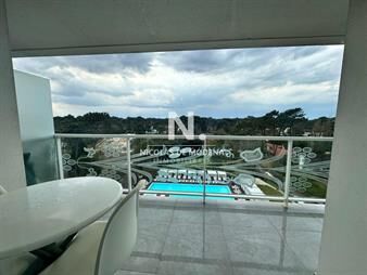 https://web5.gallito.com.uy/vende-apartamento-de-2-dormitorios-en-roosevelt-inmuebles-27746443