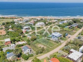 https://web5.gallito.com.uy/terreno-en-venta-en-el-chorro-inmuebles-27332562