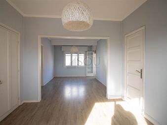 https://web5.gallito.com.uy/venta-apartamento-3-dormitorios-2-baños-centro-inmuebles-27770362