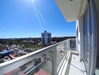https://web5.gallito.com.uy/apartamento-en-venta-en-summer-tower-punta-del-inmuebles-25023244