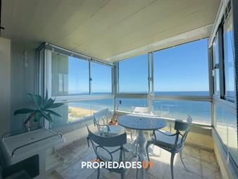 https://web5.gallito.com.uy/apartamento-en-venta-y-alquiler-en-playa-mansa-inmuebles-26731498