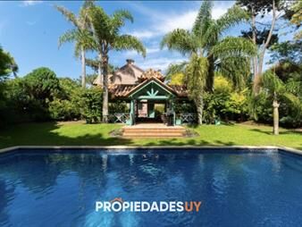 https://web5.gallito.com.uy/fabulosa-residencia-con-amplios-y-luminosos-espacios-inmuebles-27771195
