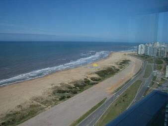 https://web5.gallito.com.uy/apartamento-en-brava-3-dormitorios-inmuebles-27756324