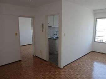 https://web5.gallito.com.uy/alquiler-apartamento-un-dormitorio-escritorio-o-consultori-inmuebles-27764171