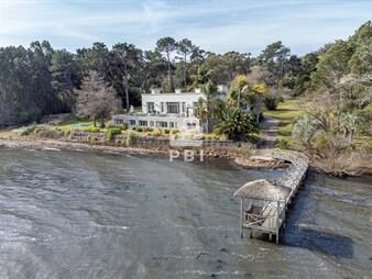 https://web5.gallito.com.uy/chacra-en-venta-laguna-sauce-6-dormitorios-ref-inmuebles-23062858
