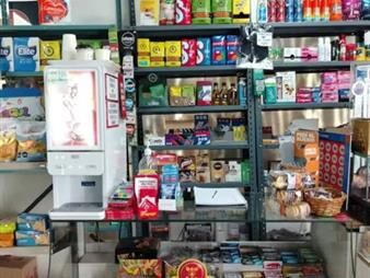 https://web5.gallito.com.uy/venta-de-llave-de-kiosko-salon-en-larrañaga-inmuebles-27543986