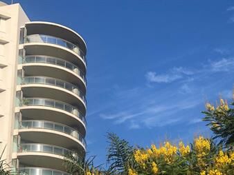 https://web5.gallito.com.uy/departamento-puerto-buceo-torre-caelus-patricia-campi-inmuebles-27772013