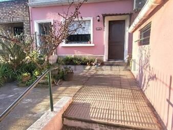 https://web5.gallito.com.uy/ventacasa-al-frente-belvedere-pasosjulianlaguna-2dormjard-inmuebles-27775233