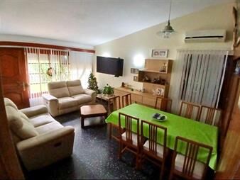 https://web5.gallito.com.uy/chalet-en-alquiler-segunda-quincena-de-enero-zona-pinares-inmuebles-27775235