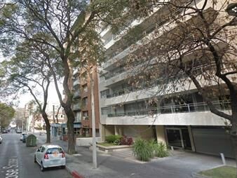 https://web5.gallito.com.uy/apartamento-en-pocitos-3-dormitorios-y-3-baños-inmuebles-27775370