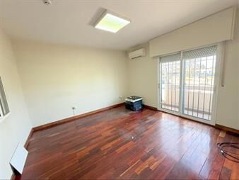 https://www.gallito.com.uy/alquiler-casa-de-altos-190m2-ideal-vivienda-o-empresas-inmuebles-27775517