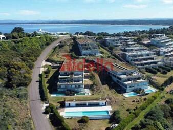 https://web5.gallito.com.uy/venta-apartamento-sierra-ballena-ll-punta-ballena-inmuebles-27691253