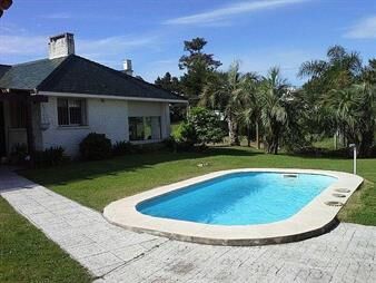 https://web5.gallito.com.uy/venta-casa-de-4-dormitorios-en-rincon-del-indio-punta-del-e-inmuebles-27771303