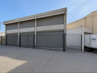 https://web5.gallito.com.uy/alquiler-local-de-1000m2-en-piedras-blancas-inmuebles-27775596