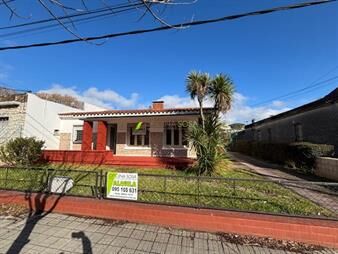 https://web5.gallito.com.uy/oficina-sosa-reservada-sobre-burgues-esquina-carmelo-casa-inmuebles-27738815