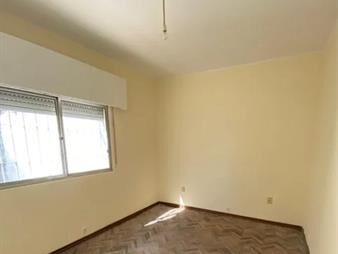 https://web5.gallito.com.uy/apartamento-en-alquiler-2-dormitorios-1-baño-inmuebles-27775748