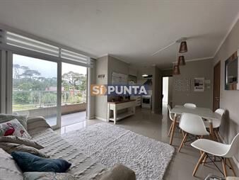 https://web5.gallito.com.uy/vende-apartamento-en-playa-mansa-de-1-dormitorio-inmuebles-27608697