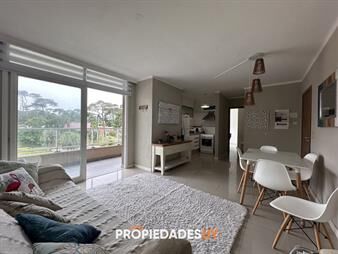 https://web5.gallito.com.uy/vende-apartamento-en-playa-mansa-de-1-dormitorio-inmuebles-26415640