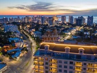 https://web5.gallito.com.uy/monoambiente-en-venta-en-place-lafayette-punta-inmuebles-17283228