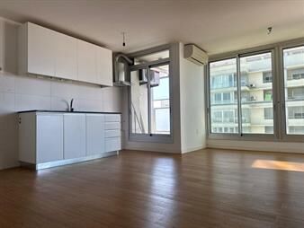 https://web5.gallito.com.uy/alquiler-2-dormitorio-con-garaje-en-barrio-sur-edst25-12-inmuebles-27776279