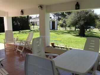 https://web5.gallito.com.uy/muy-buena-ubicaciã³n-a-metros-de-la-playa-inmuebles-27739623