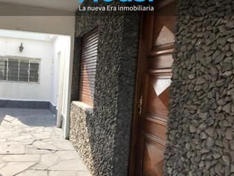 https://web5.gallito.com.uy/casa-en-venta-ideal-inversion-2-propiedades-bien-ubicada-ma-inmuebles-27771234