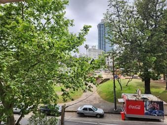 https://www.gallito.com.uy/venta-apartamento-loft-en-pocitos-frente-a-plaza-varela-co-inmuebles-27775532