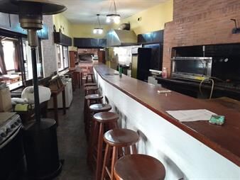 https://web5.gallito.com.uy/venta-local-comercio-salon-casa-apartamento-pando-inmuebles-27383091