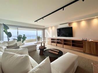 https://web5.gallito.com.uy/apartamento-en-brava-punta-del-este-en-venta-de-inmuebles-27002425