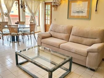 https://web5.gallito.com.uy/apartamento-de-2-dormitorios-y-2-baños-a-1-de-y-inmuebles-18410312