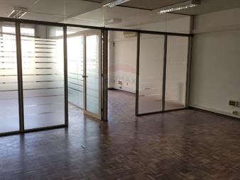 https://web5.gallito.com.uy/venta-oficina-ciudad-vieja-edifcio-plaza-mayor-inmuebles-27781366