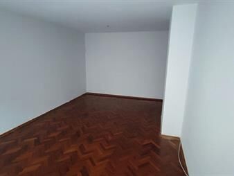 https://www.gallito.com.uy/alquiler-apto-dos-dormitorios-pocitos-con-garaje-inmuebles-27781486