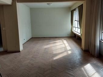 https://www.gallito.com.uy/venta-apartamento-a-reciclar-4-dormitorios-3-baños-inmuebles-27770999