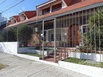 https://www.gallito.com.uy/casa-para-empresa-en-venta-en-pocitos-con-renta-oportuni-inmuebles-27784553