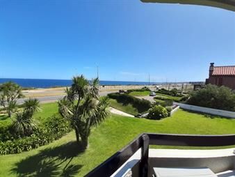 https://web5.gallito.com.uy/apartamento-en-venta-de-2-dormitorios-en-punta-inmuebles-27784671