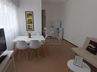 https://www.gallito.com.uy/apartamento-en-peninsula-de-2-dormitorios-1-y-inmuebles-26924297