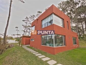 https://www.gallito.com.uy/casa-en-venta-montoya-inmuebles-27610473