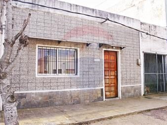 https://www.gallito.com.uy/venta-de-casa-dos-dormitorios-con-cochera-en-pando-inmuebles-27786152