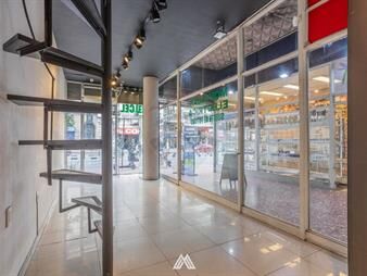 https://web5.gallito.com.uy/alquiler-local-comercial-centro-sobre-18-de-julio-inmuebles-27224518