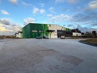 https://web5.gallito.com.uy/venta-local-galpon-deposito-manga-pedro-de-mendoza-y-ruta-1-inmuebles-27037956